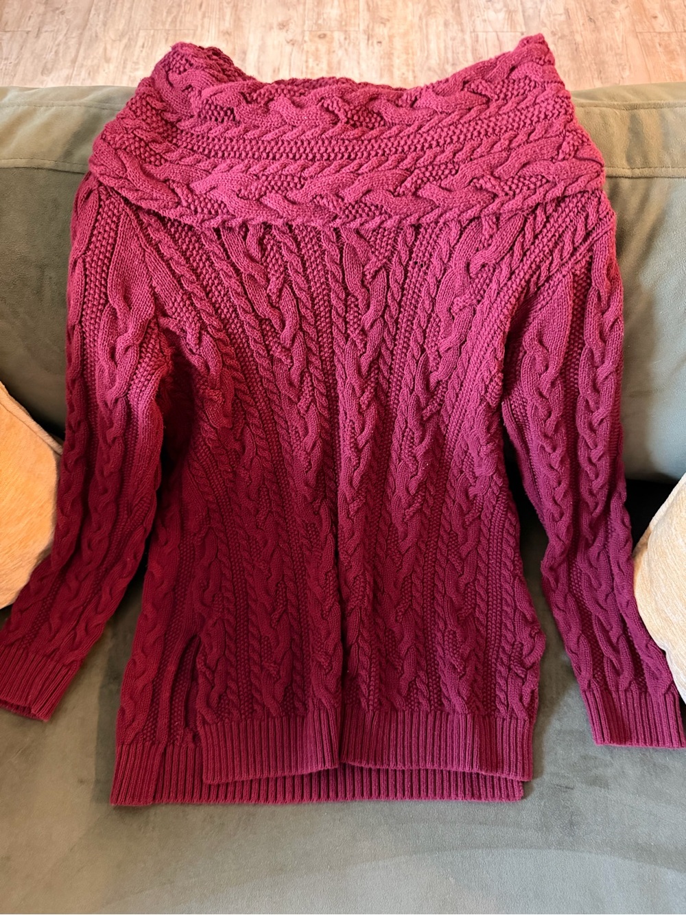 JEANNE PIERRE Cable Knit Crew Sweater - Burgundy